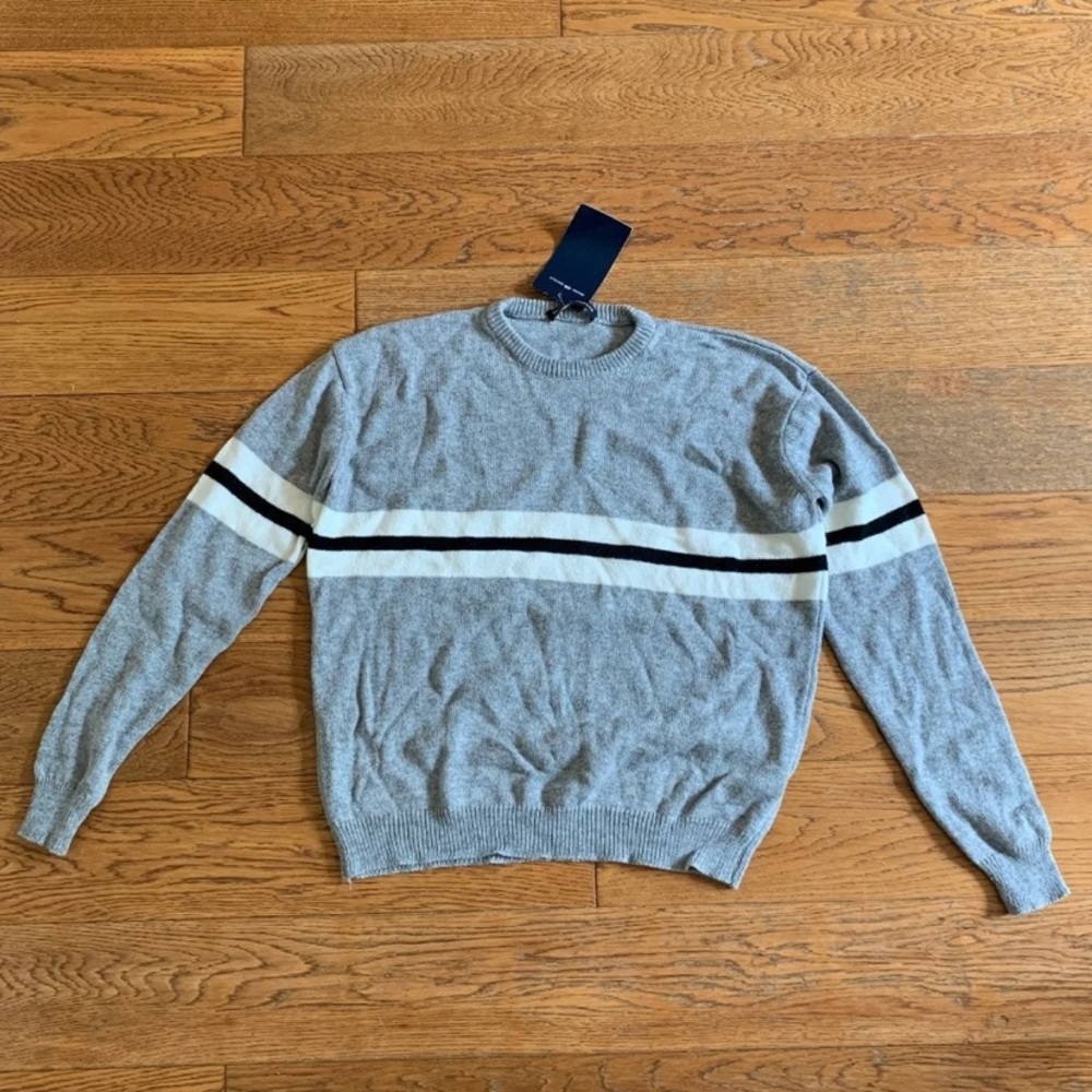 Brandy Melville NWT Sweater!
